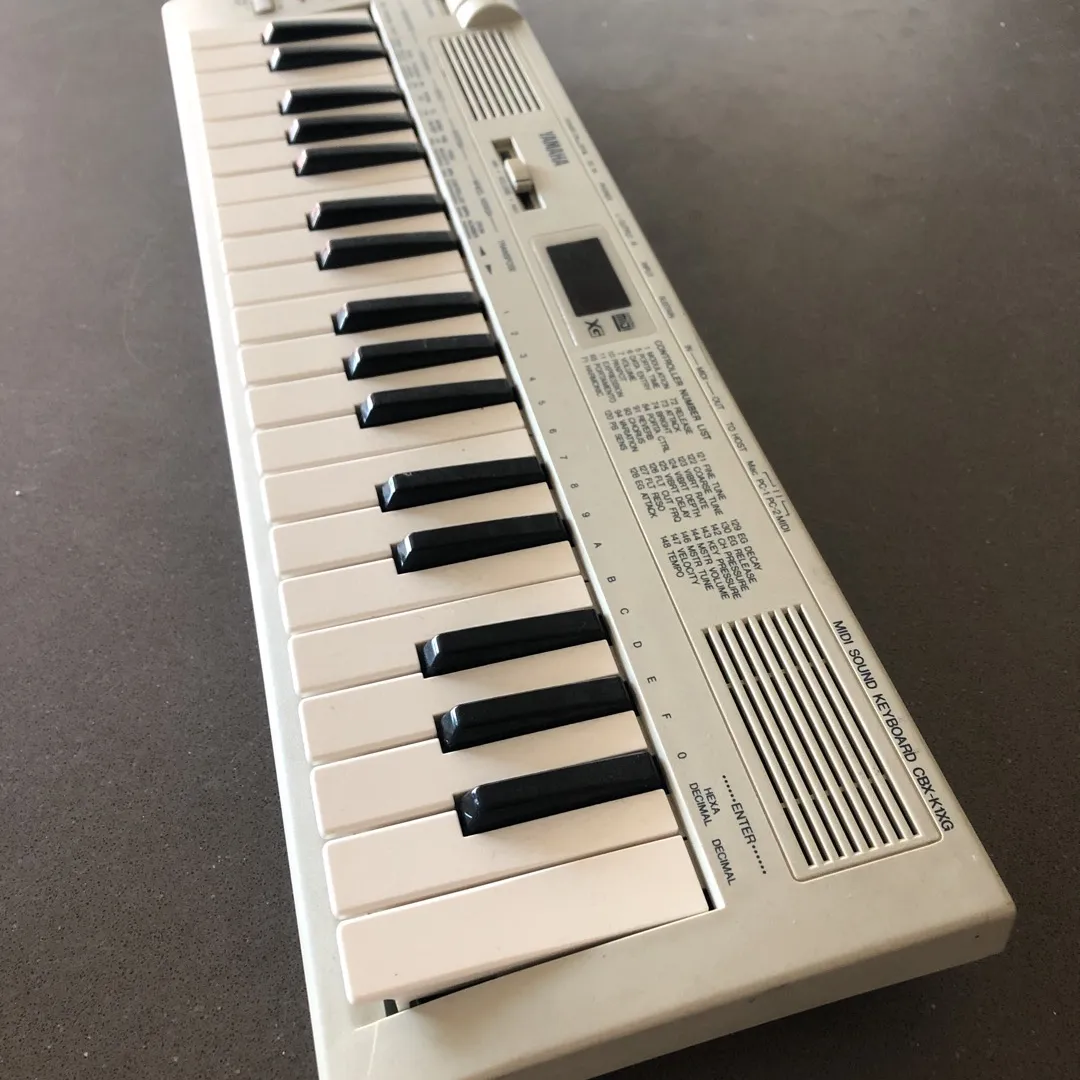Yamaha Midi Controller Keyboard and XG/GM Sound Module photo 1