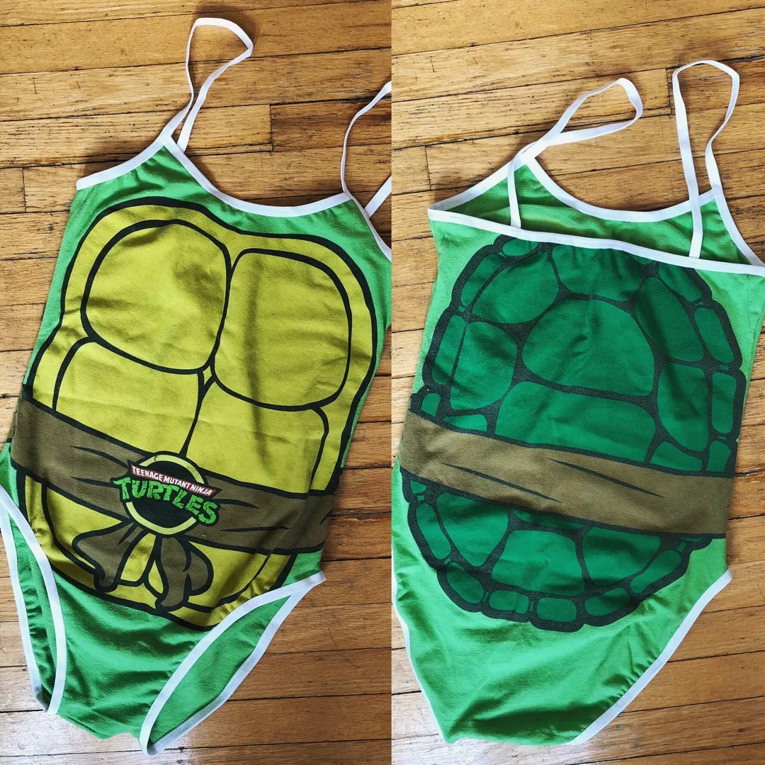 Teenage Mutant Ninja Turtles Bodysuit Medium photo 1