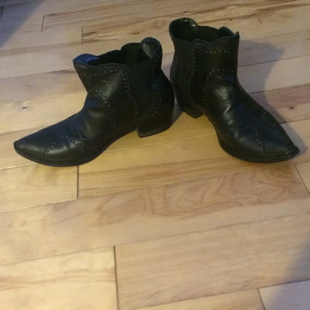 Nasty Gal Boots Size Five And A Half photo 1