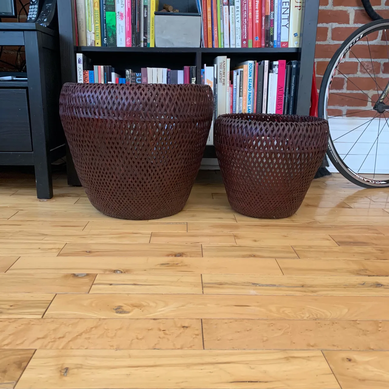 2 x Ikea plant pots photo 1