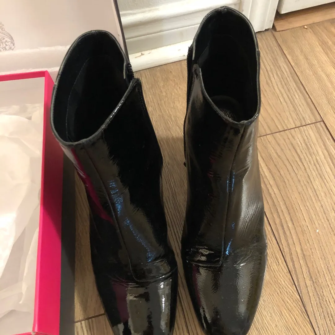 Vince Camuto Boots Size 8 photo 1