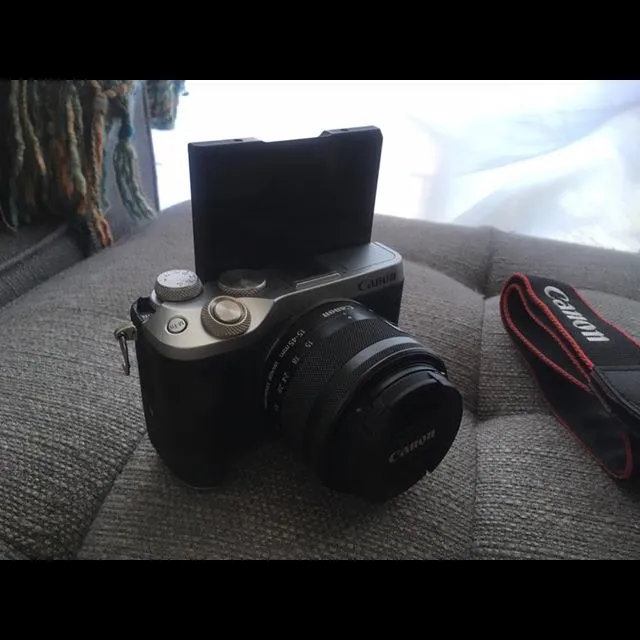 Canon M6 With 15-45 Lens photo 1