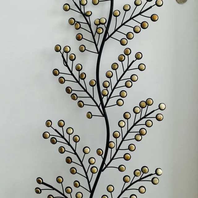 Decorative Leaf Wall Hanging With Stones photo 1