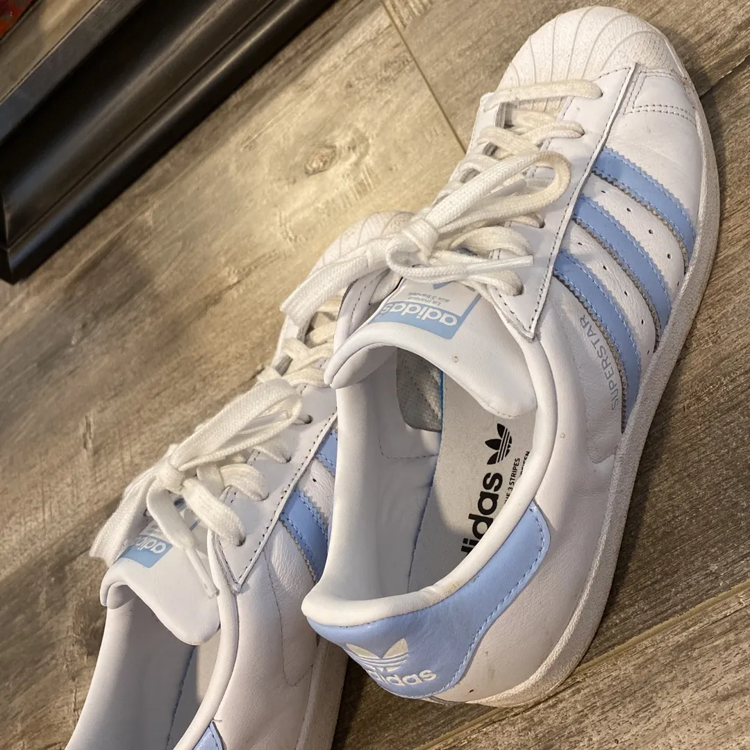 Adidas Superstars Size 9.5 photo 1