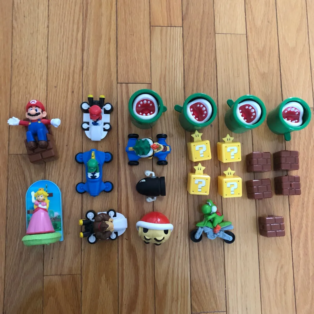 Mario Mini Figures photo 1