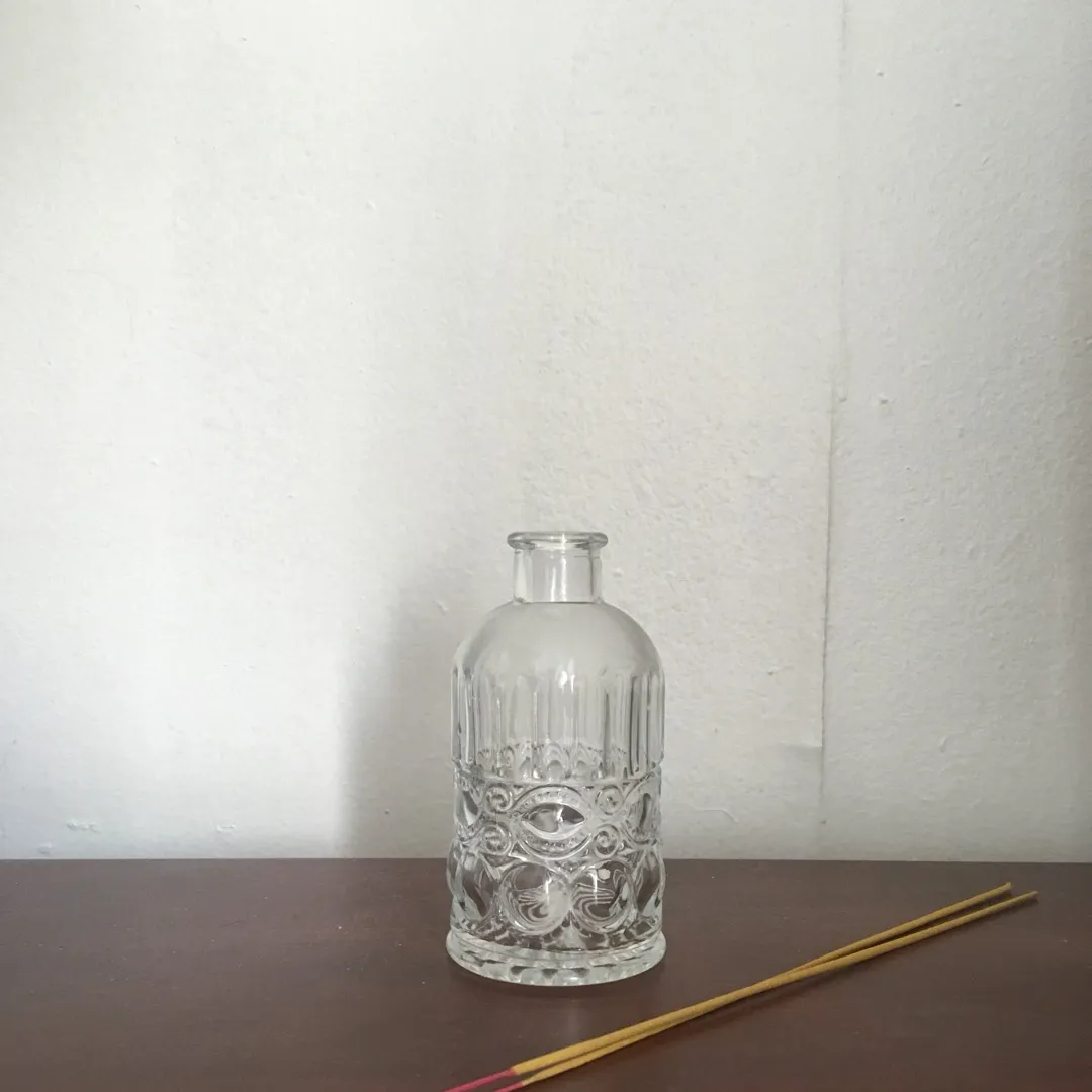 glass vase photo 1
