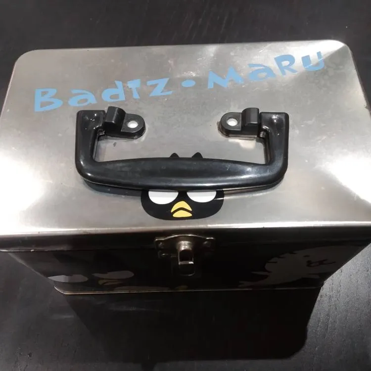 Badtz-Maru metal box photo 5