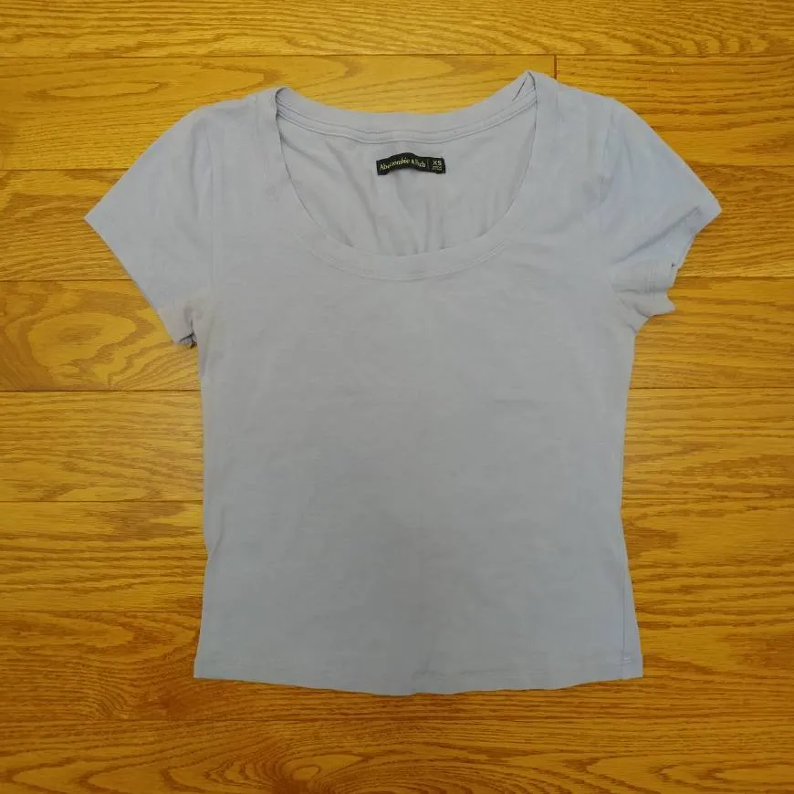 Abercrombie & Fitch Baby Cropped Tee photo 1