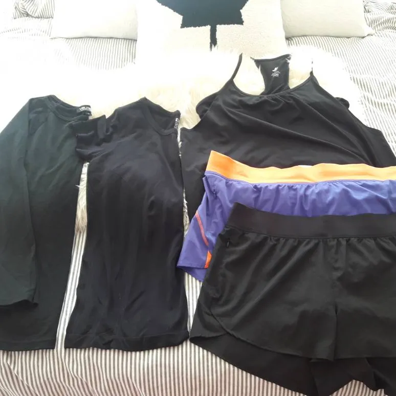 Size Large Women's Work Out Items photo 1