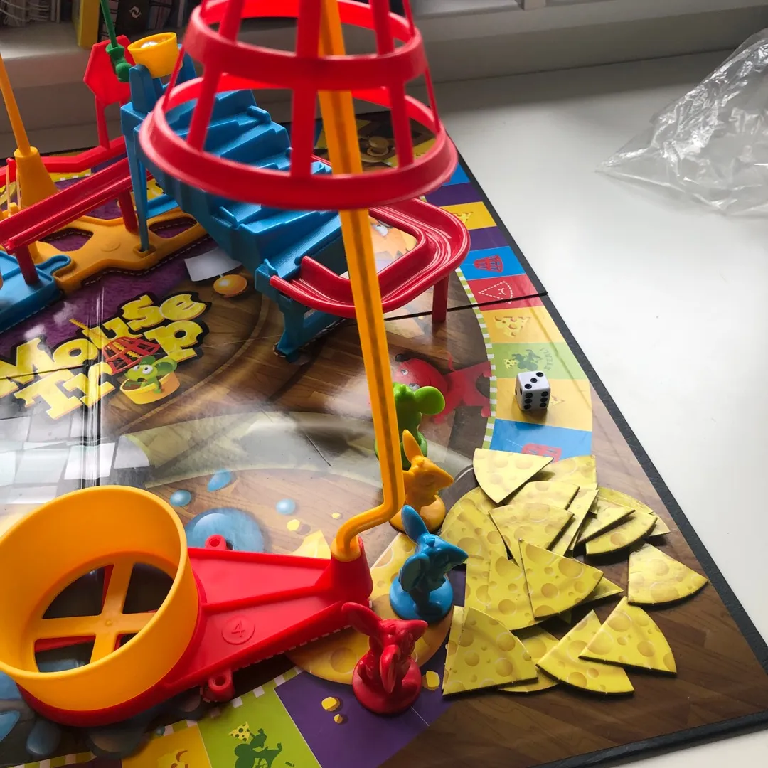 Mouse Trap Board game photo 5