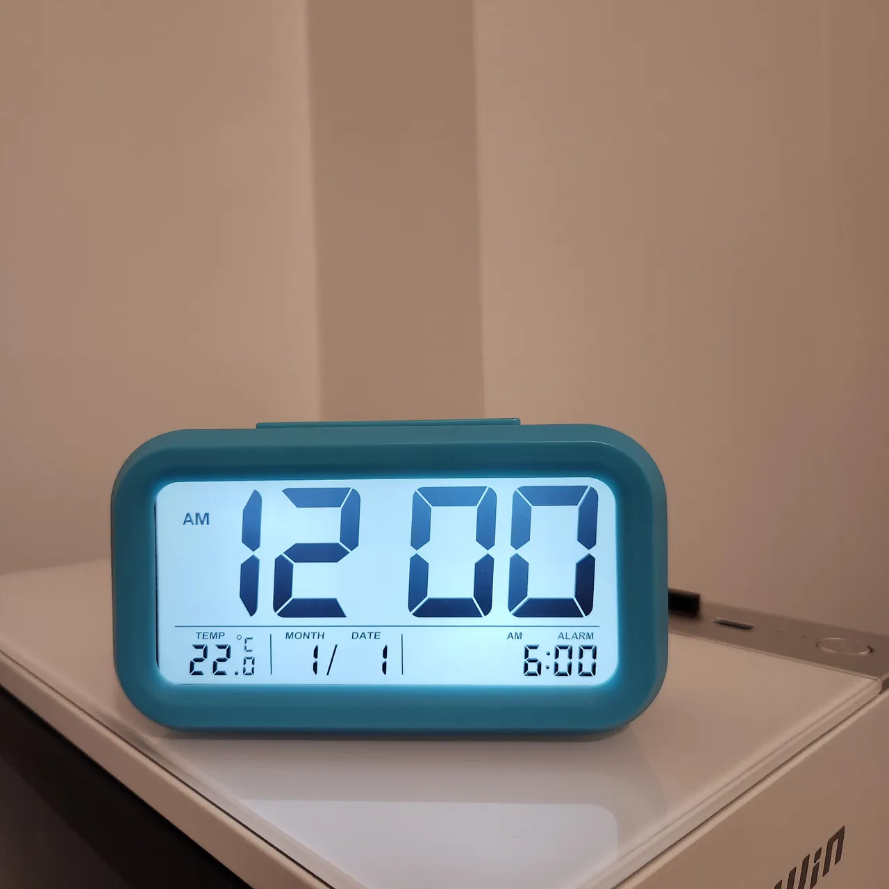 Digital Alarm Clock photo 3