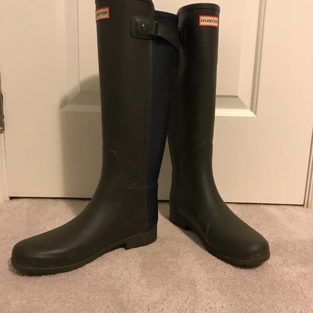 Size 8 Hunter Rain boots photo 1