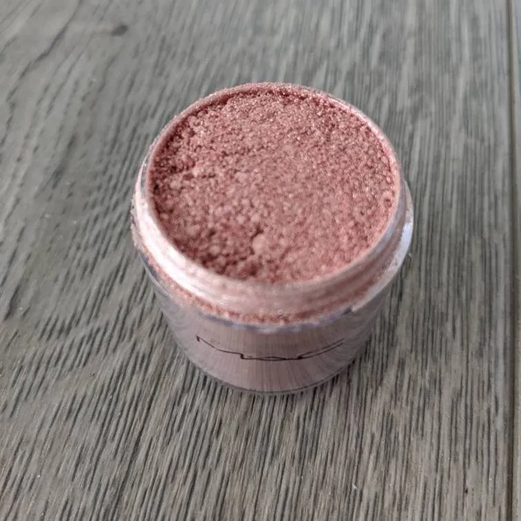 MAC Pink Shimmer Powder photo 1