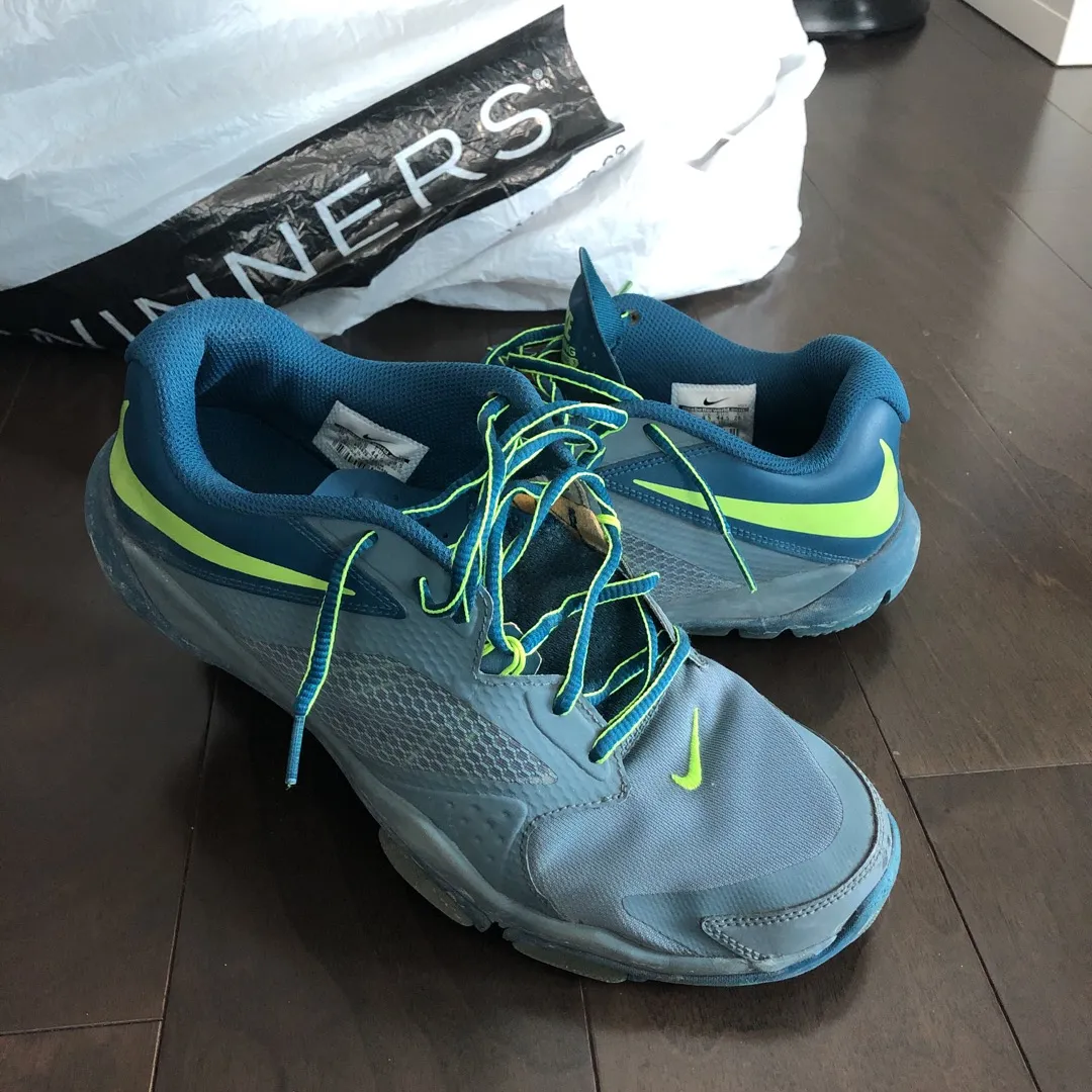 Nike Size 10.5 Trainers photo 1