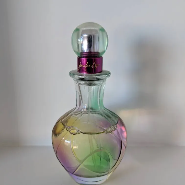 Perfumes photo 4