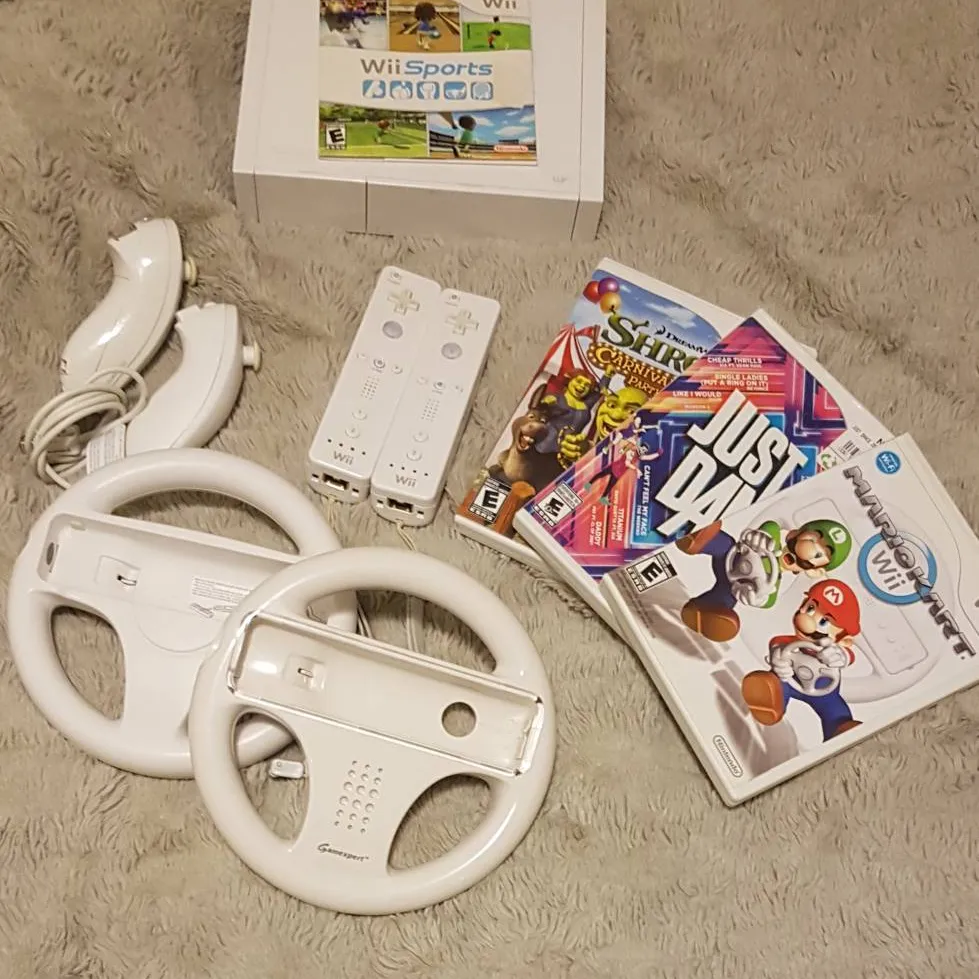 🎮Nintendo Wii & Games photo 1
