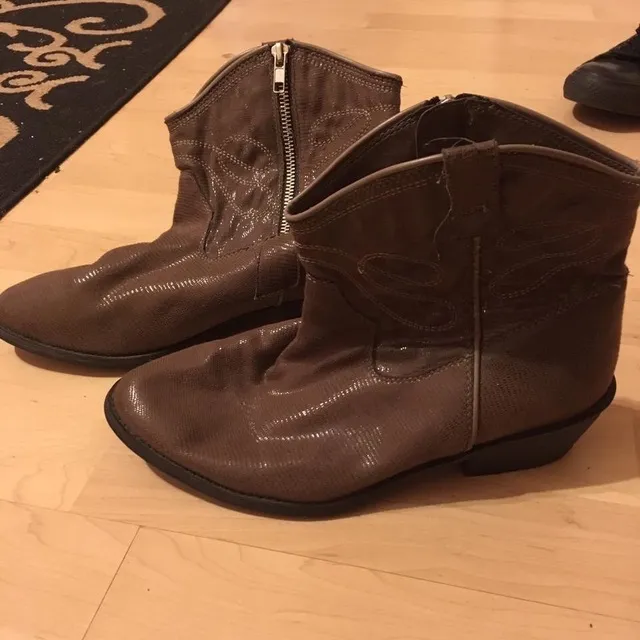 Steve Madden Ankle Boots photo 1