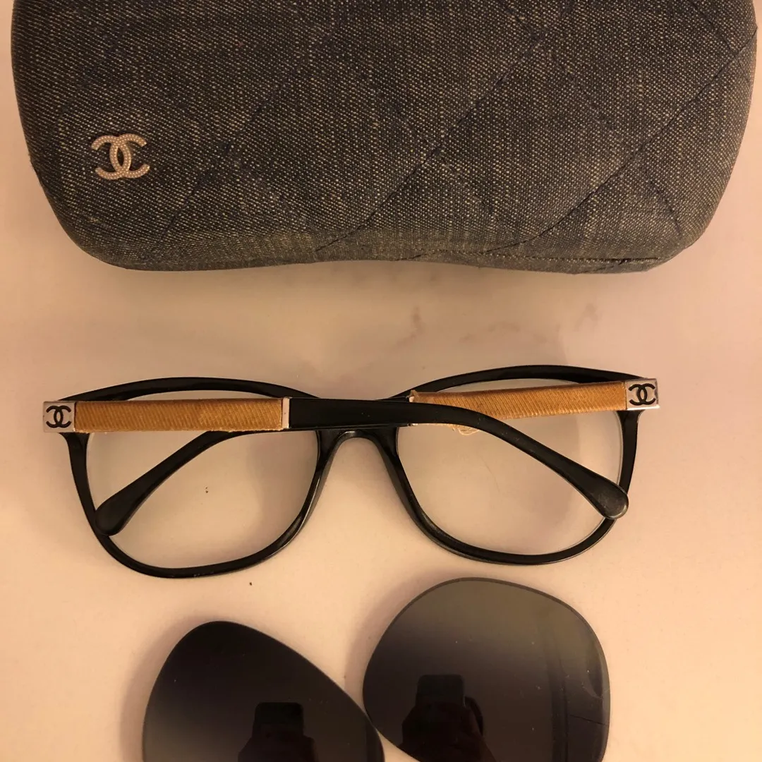 Chanel Sunglasses (authentic) photo 1