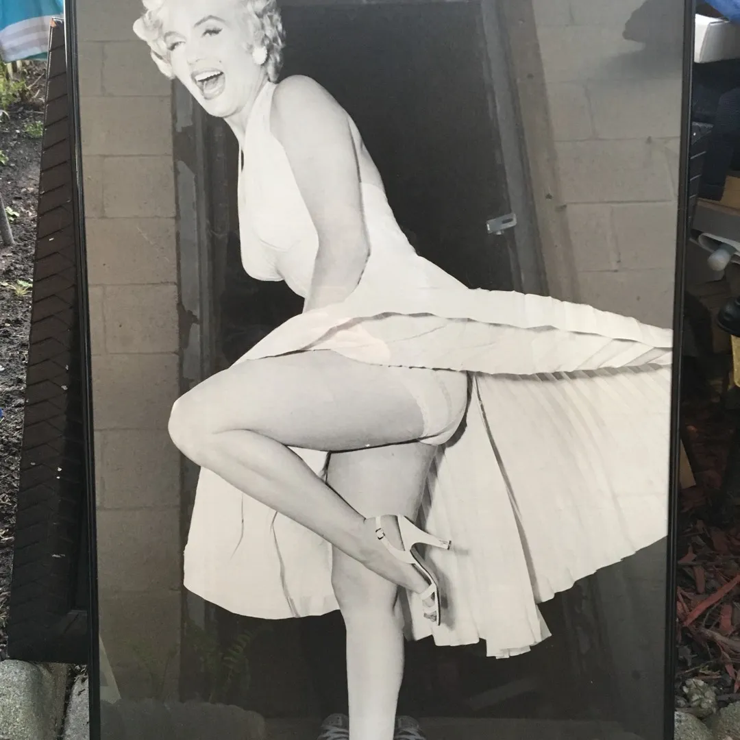 Large Framed Marilyn Black And White Photo photo 1