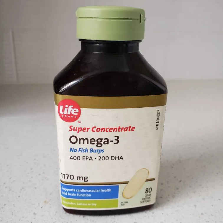 Omega-3 Fish Oil Supplement photo 1