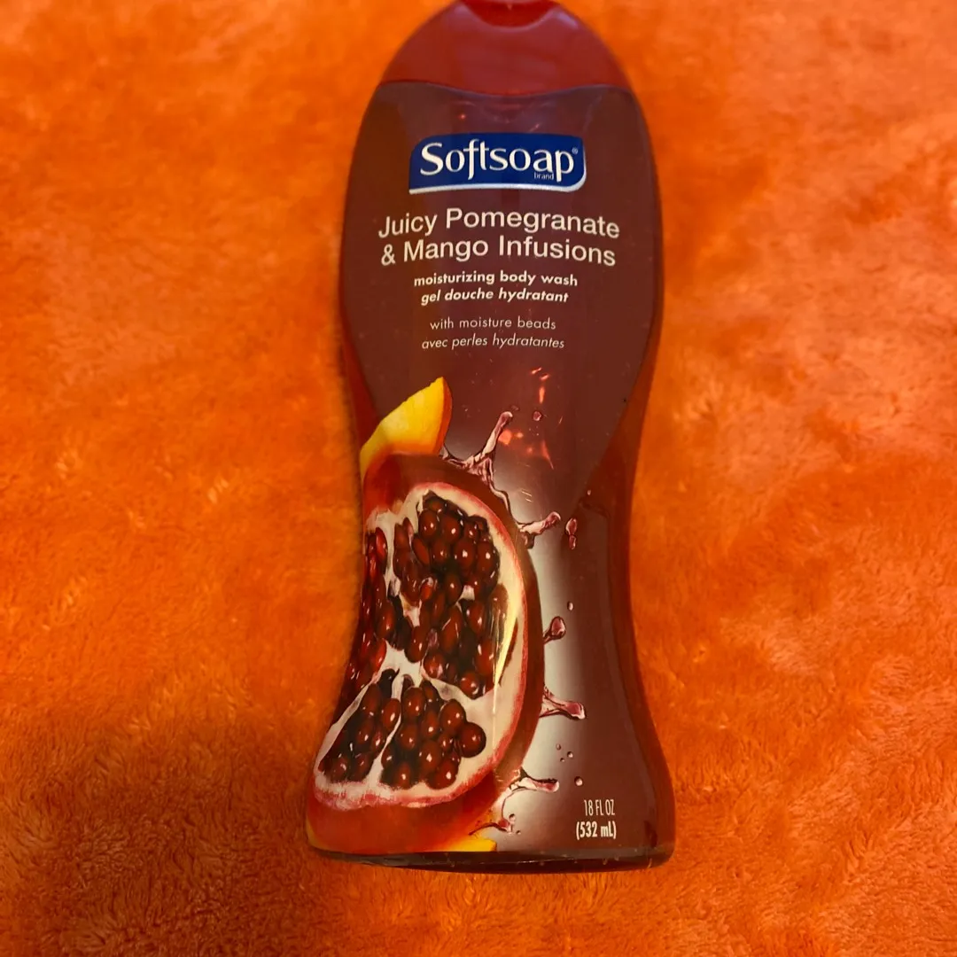 Soft Soap Body Wash photo 1