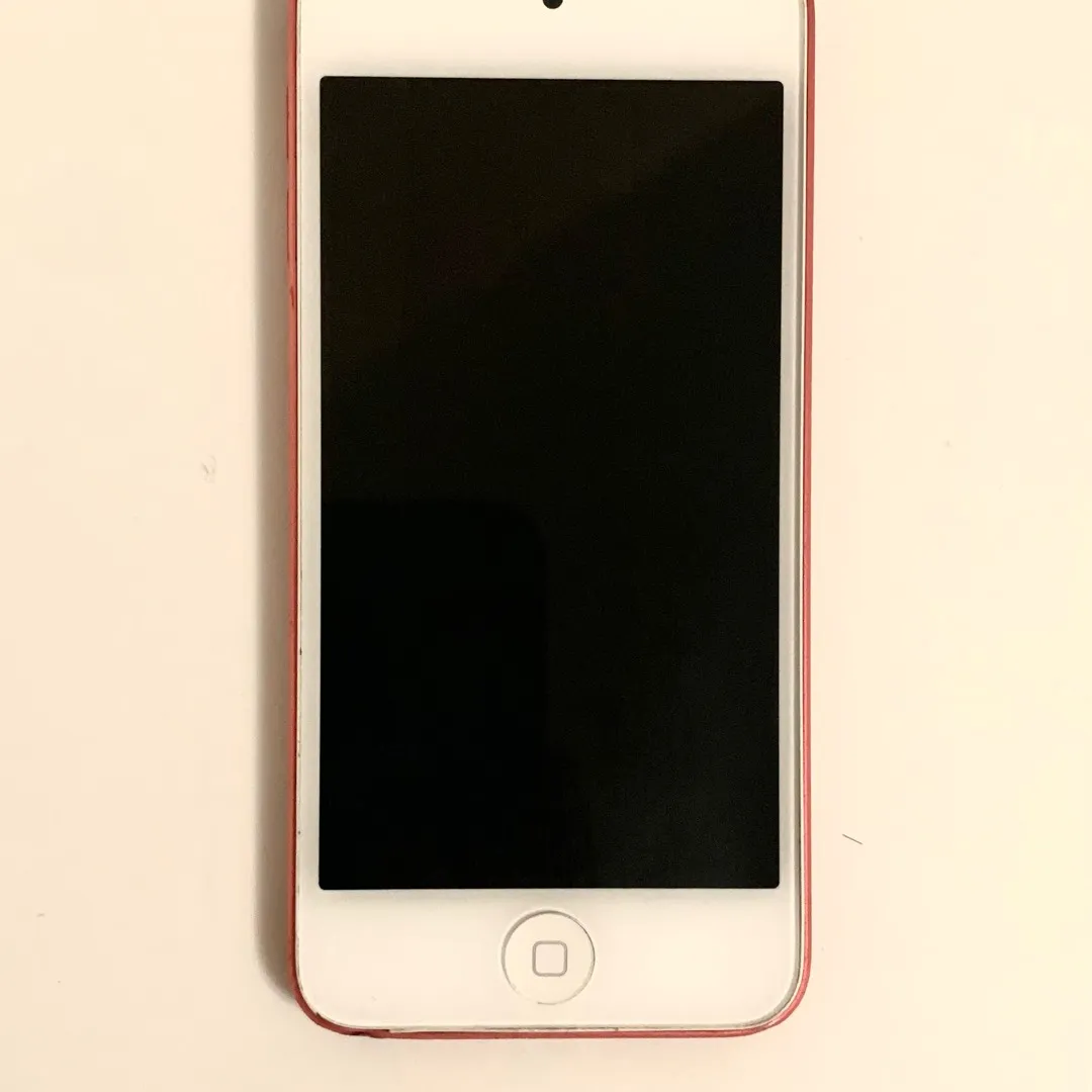5th Gen Ipod Touch by Apple photo 1