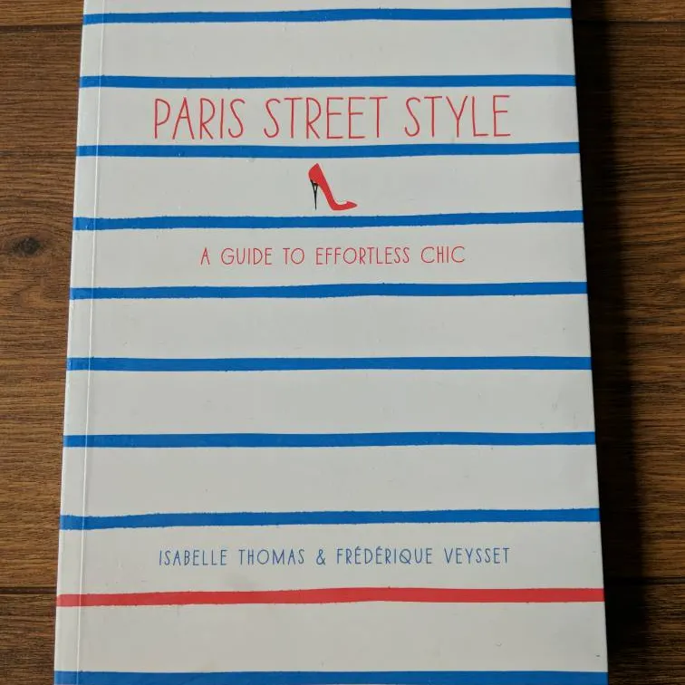 Paris Street Style Book photo 1