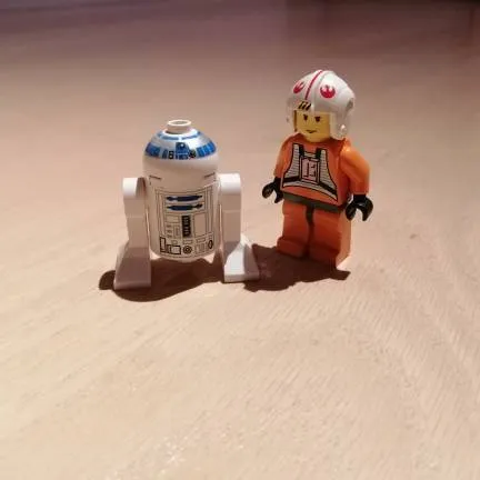 R2-D2 Star wars Lego Figures photo 1