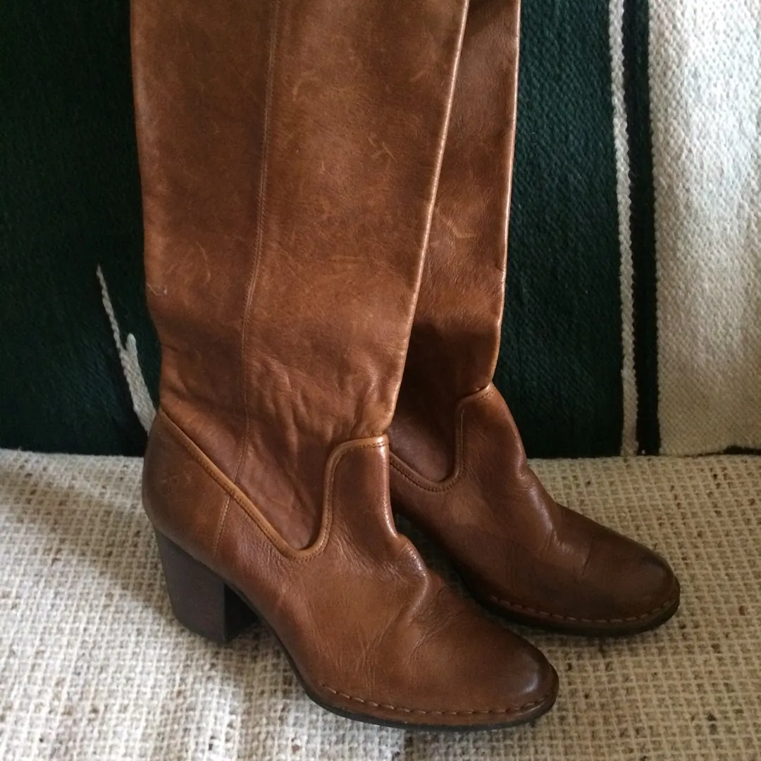 Frye Leather Boots W7 photo 1