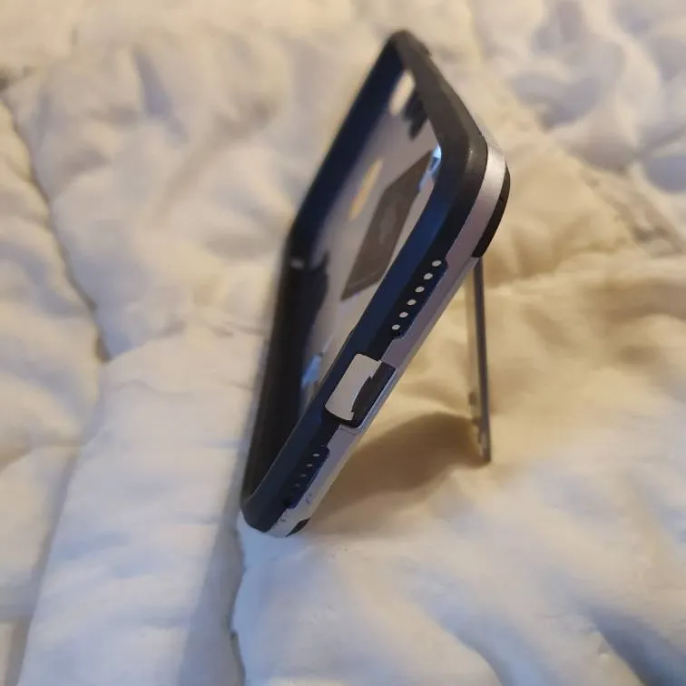 iPhone X/Xs Case With Stand photo 4