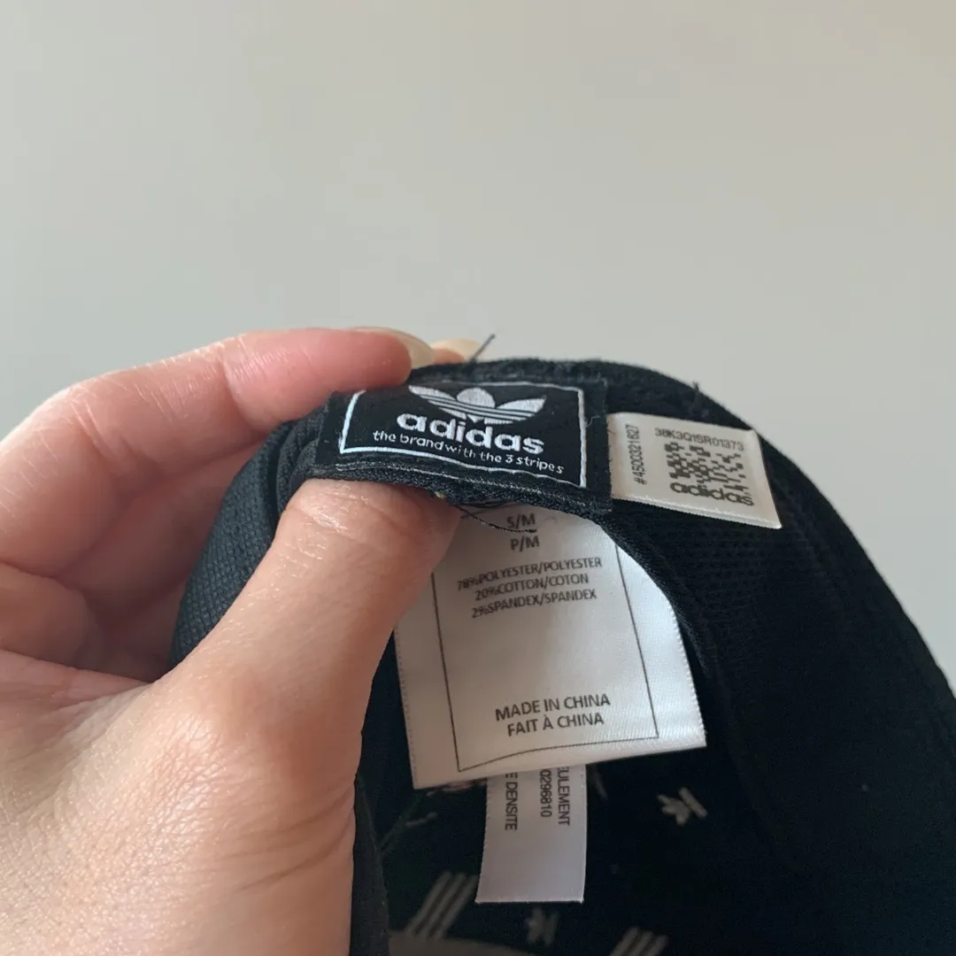 Black Adidas Cap 🧢 photo 7