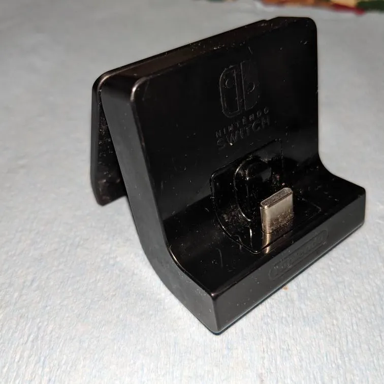 Nintendo Switch Charging Stand photo 1