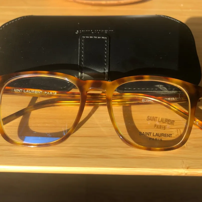 Saint Laurent unisex glasses/sunglasses Brand new photo 4