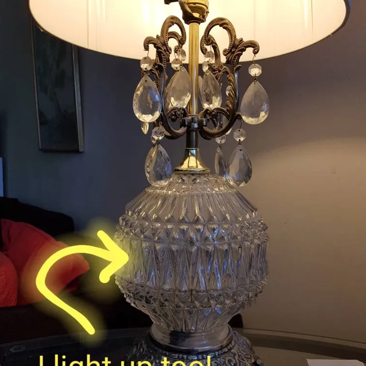 Vintage Leviton Hanging Crystal Table Lamp photo 5