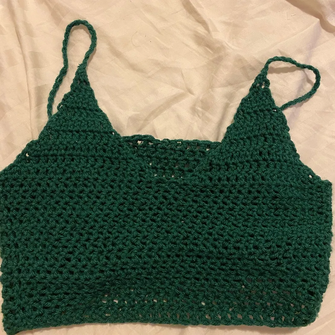 emerald green crochet top photo 1