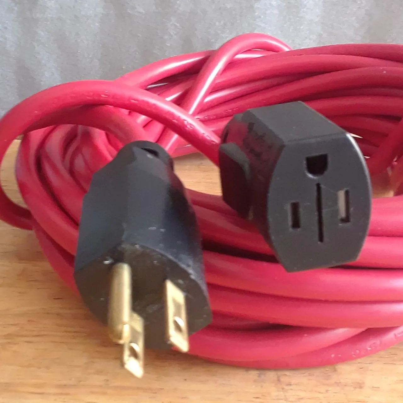 9 Metre / 32 foot red extension cord 3 prong with ground photo 3