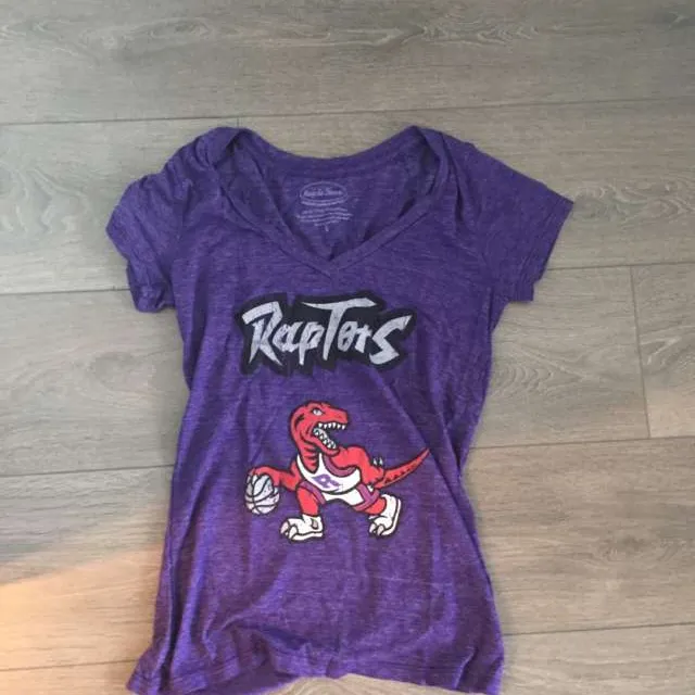 Raptors Shirt Size Small photo 1