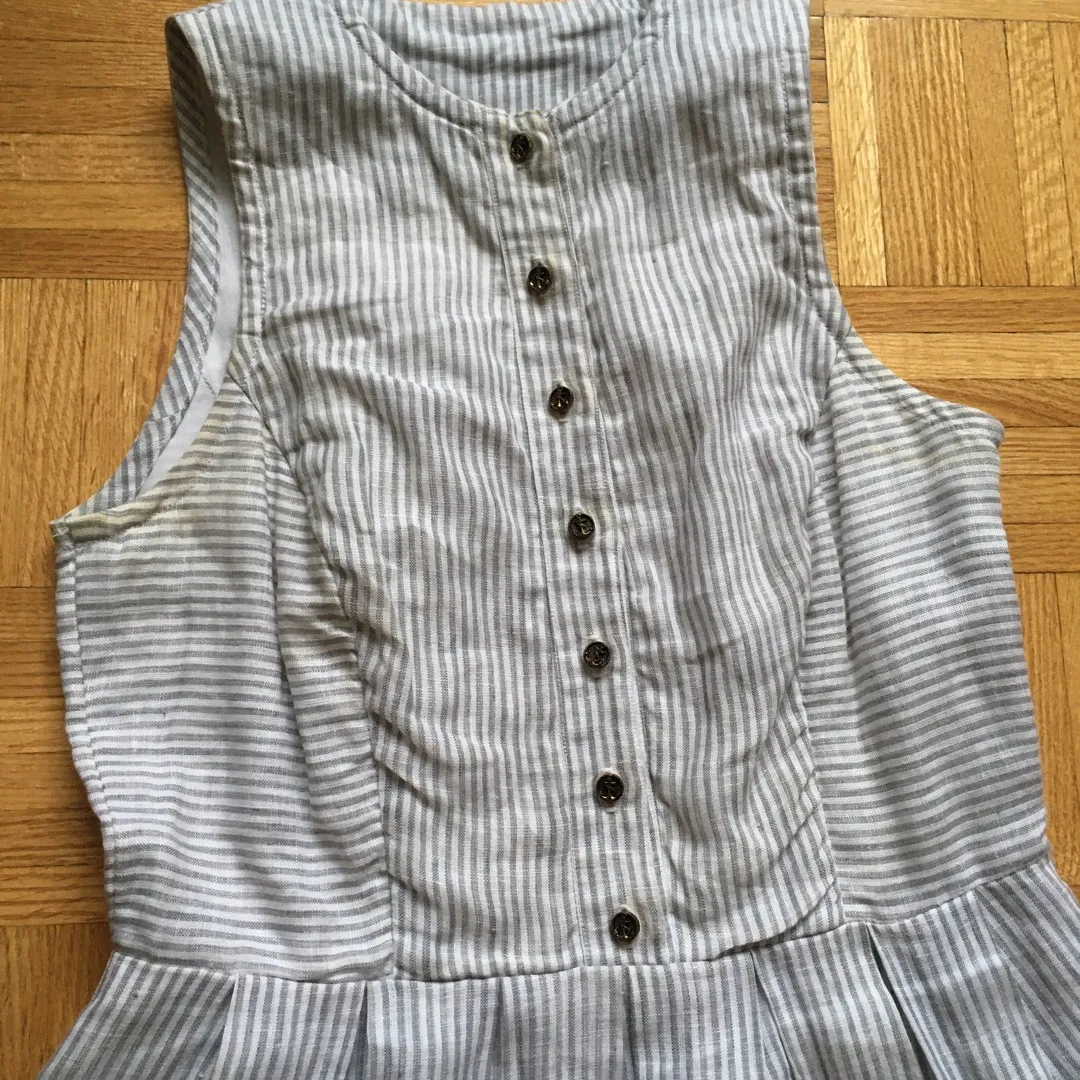 Made In Canada Linen Dress photo 1