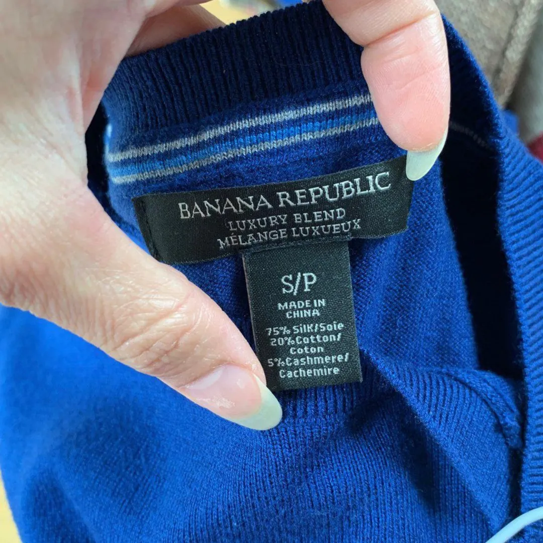 Men’s Banana Republic Luxury Blend Sweater photo 3