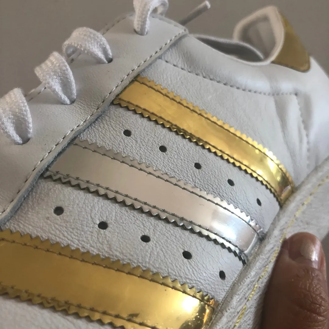 Adidas Gold & Silver Shoes Men’s 12.5 photo 4