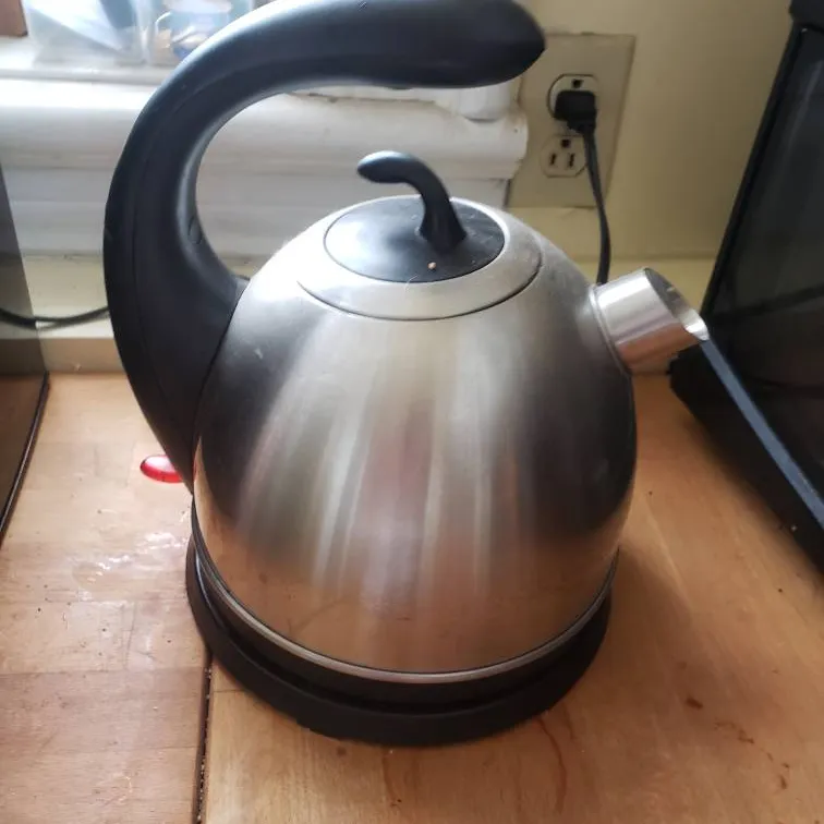 Electric Kettle photo 1