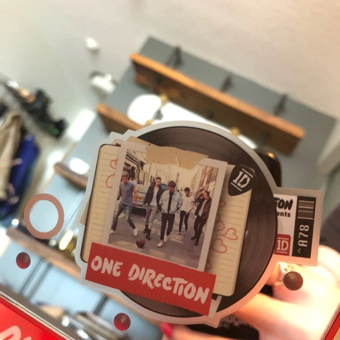 ONE DIRECTION MIRROR WITH LIGHTS photo 3