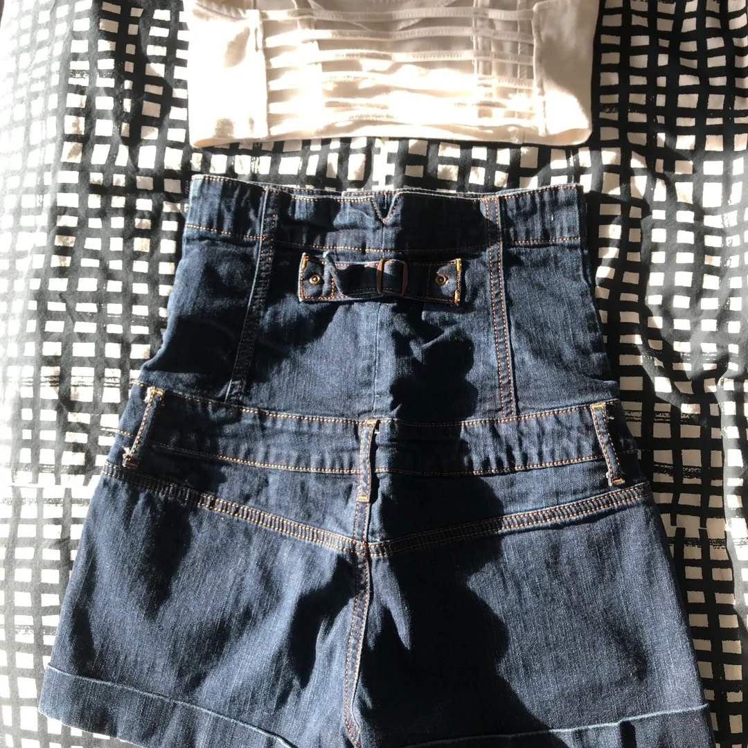 ♻️Denim Super High-waisted Shorts photo 4