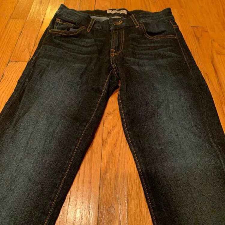 GUESS Size 25 Skinny Jeans - Dark/Indigo photo 3