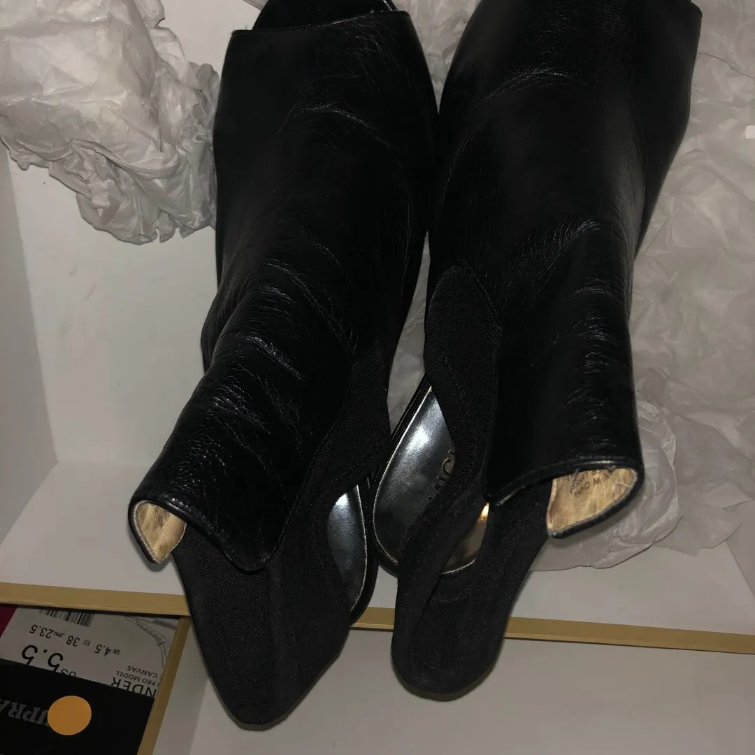 Michael Kors Shoes Size 8 photo 6