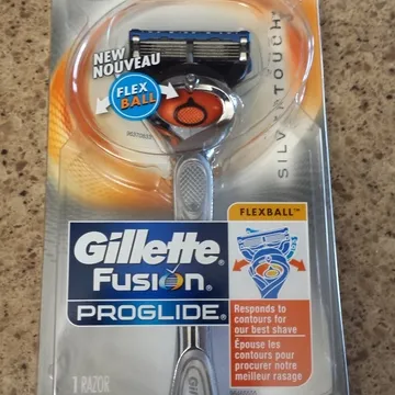 Gillette Shaving Razer photo 1