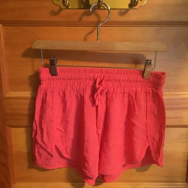 Small Light Pink Shorts photo 1
