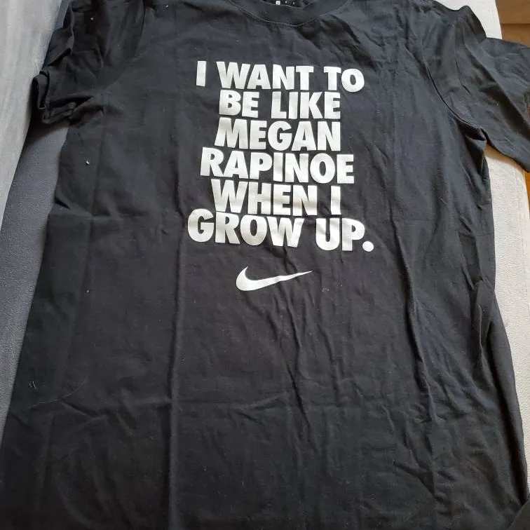 Megan Rapinoe Nike Shirt photo 1