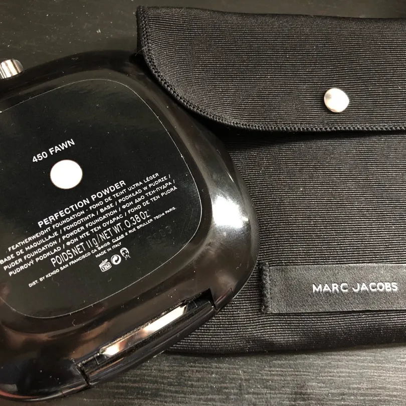 Marc Jacobs Perfection Powder In Fawn photo 1
