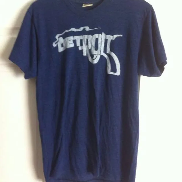 TRADED Detroit T-shirt photo 1